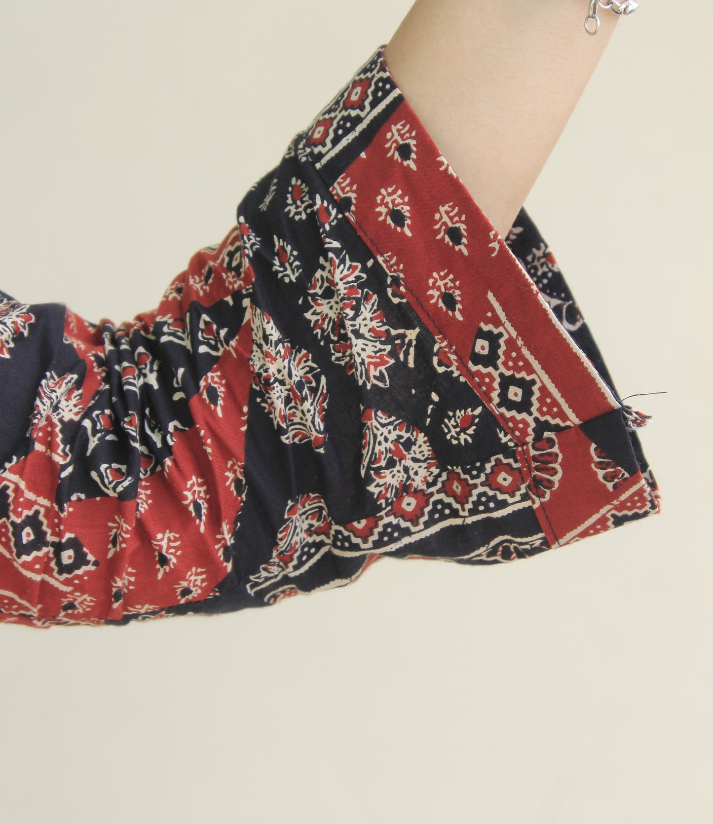 "Tatva Veda" Kimono