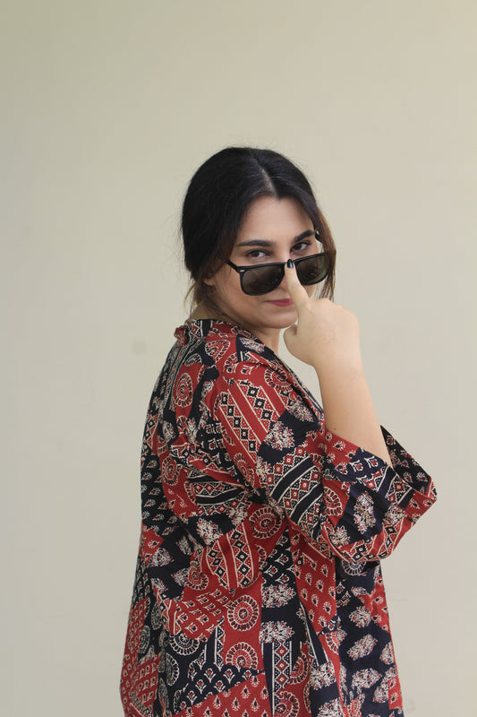 "Tatva Veda" Kimono